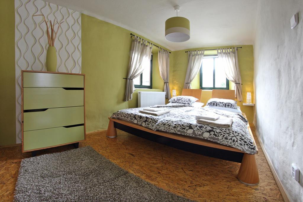 Apartmany Milenium Liberec Ngoại thất bức ảnh